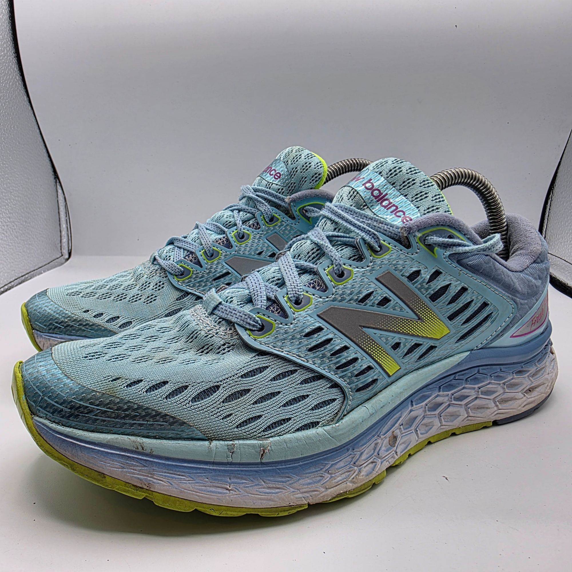 New Balance New Balance Fresh Foam 1080v8 Womens Running Shoes Size 10 B Size US 10 / IT 40 - 4 Thumbnail