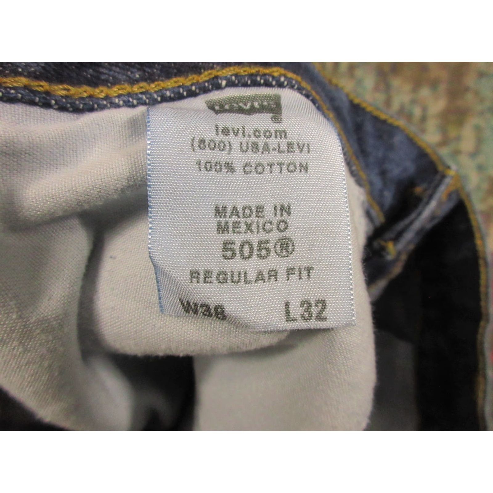 Levi's Levi's 505 Jeans 38x32 Regular Fit Straight Leg Blue Medium Wash Denim Men Size US 38 / EU 54 - 4 Thumbnail