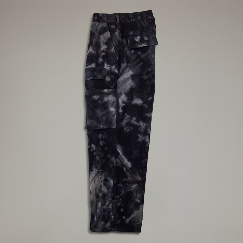 Y-3 Y-3 ADIDAS ALLOVER PRINT NYLON SHELL PANTS Size US 34 / EU 50 - 1 Thumbnail
