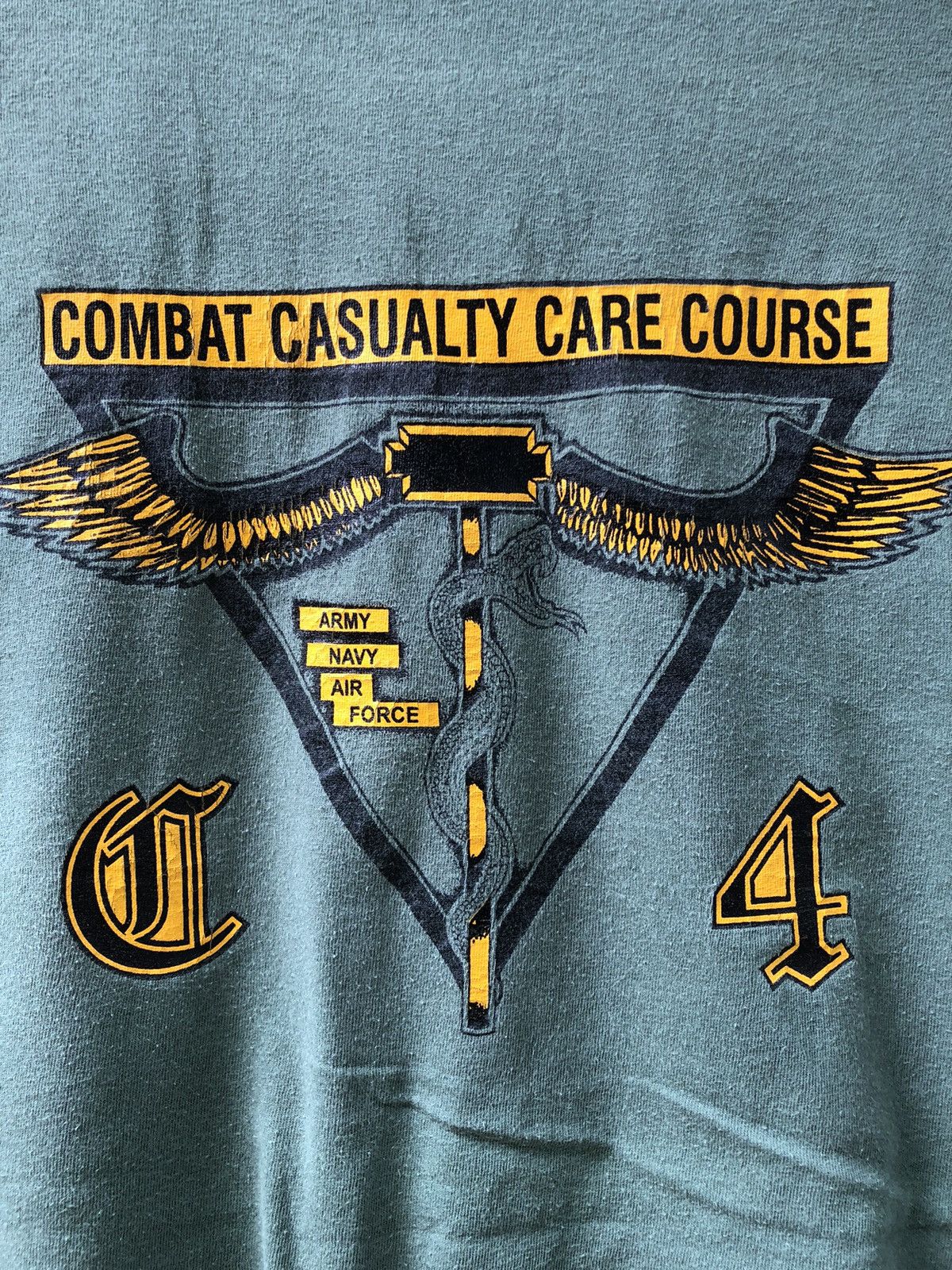 Japanese Brand Vintage Y2K C4 Combat Casualty Care Course Tee Size US XL / EU 56 / 4 - 4 Thumbnail