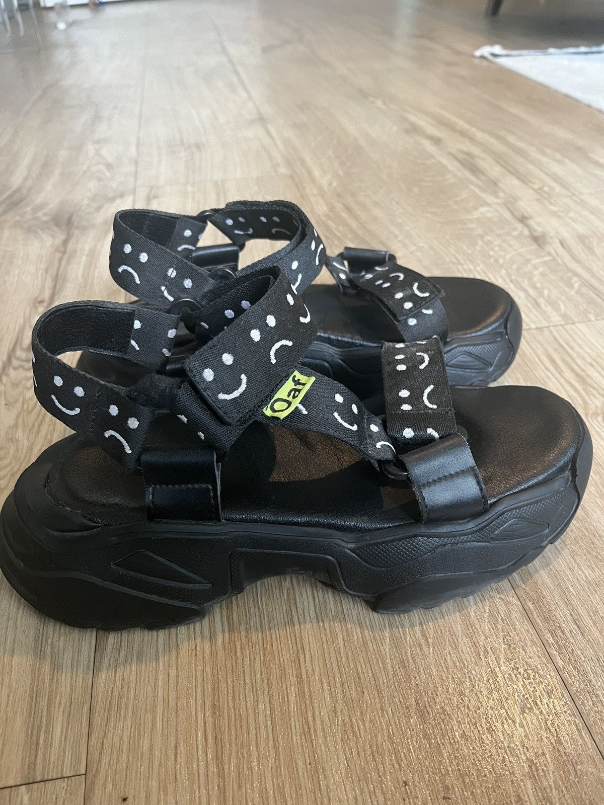 Lazy Oaf Lazy Oaf Velcro Sandals Happy Sad Platform Size US 8 / IT 38 - 3 Thumbnail