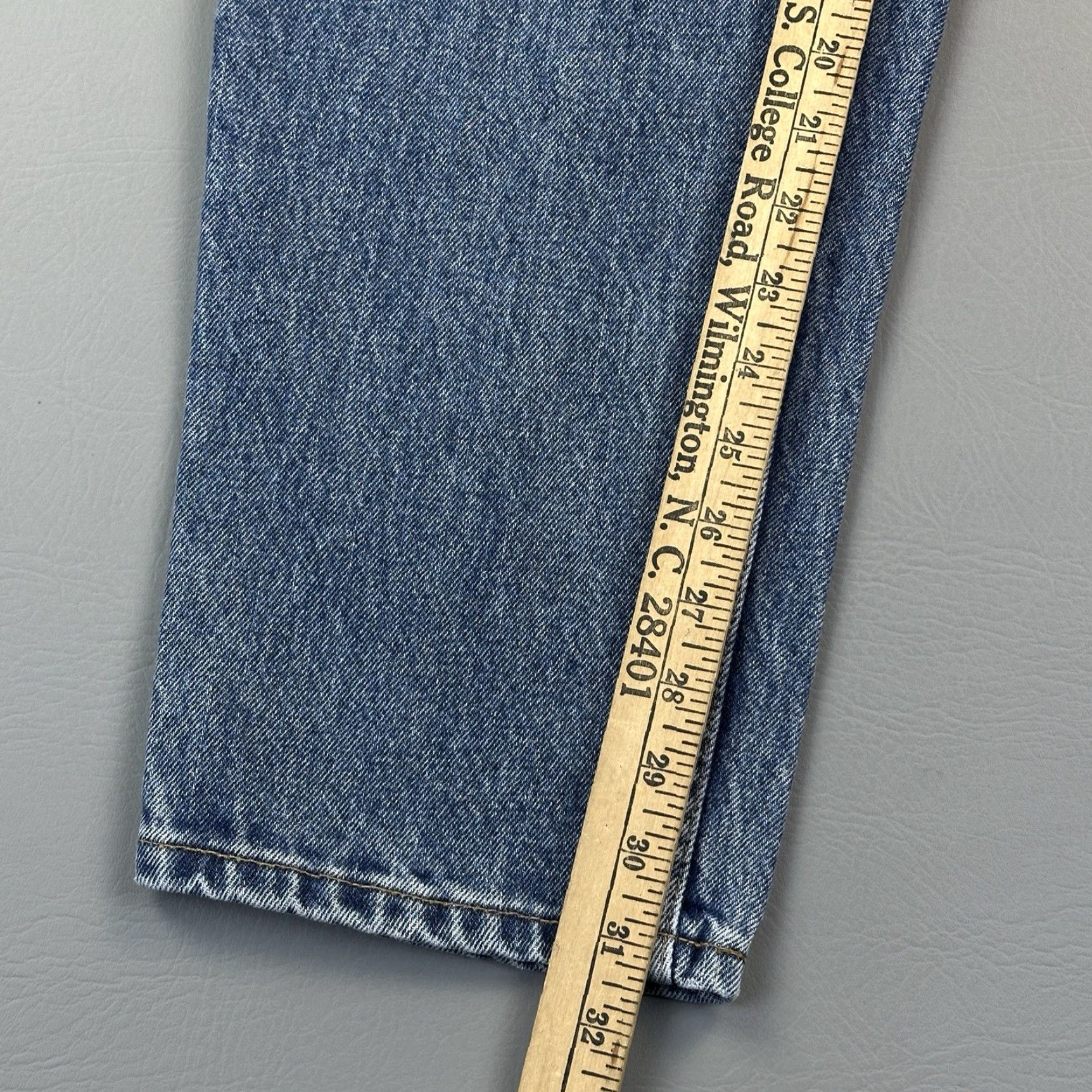 Levi's VINTAGE Levi's 550 Jeans Women's 14 Mis M Stone Wash Relaxed Tapered Leg 90s Cowboy Retro USA Denim 31in Inseam Womens Kate Size 36" / US 14 / IT 50 - 3 Thumbnail