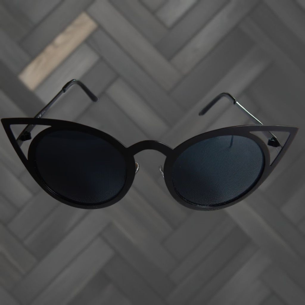 Vintage VINTAGE Merrys Sunglasses Women Cat Eye Black Fashion Accessory Size ONE SIZE - 1 Thumbnail
