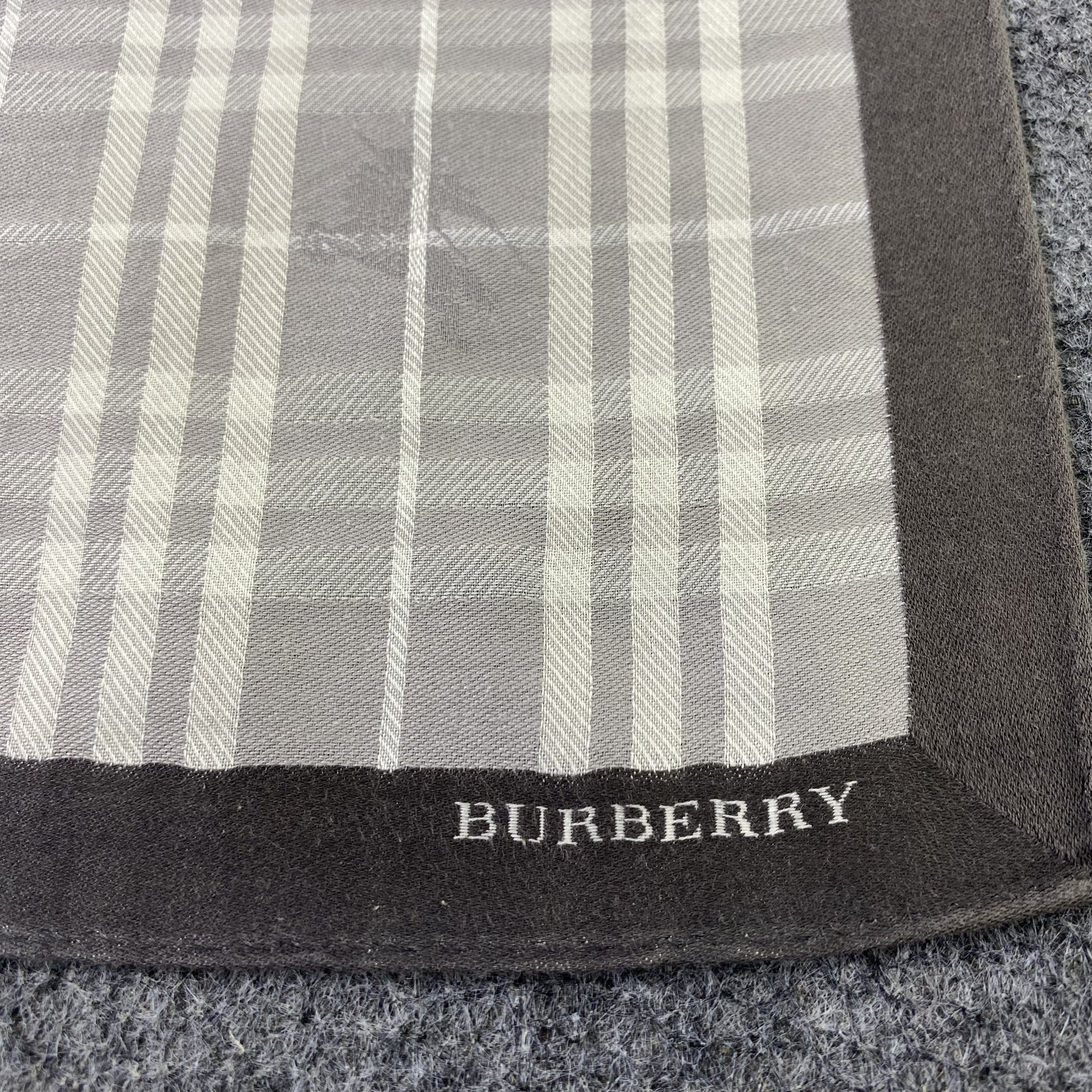 Burberry Burberry Handkerchief / Bandana / Neckerchief-B2128 Size ONE SIZE - 7 Thumbnail