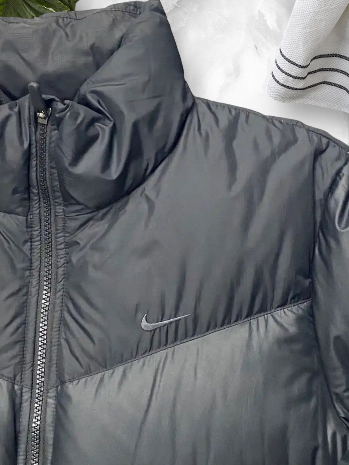 Nike Vintage Y2k Nike Nylon Drill Puffer Down Jacket Size US M / EU 48-50 / 2 - 4 Thumbnail