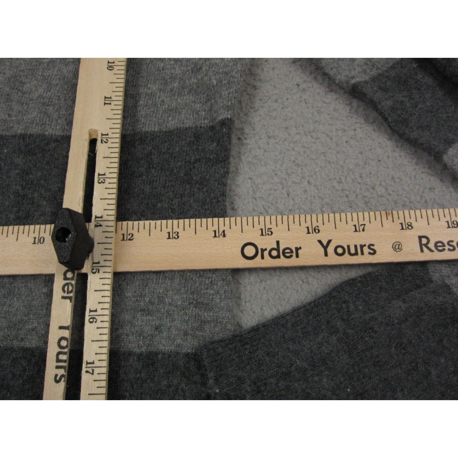 Bcbgmaxazria BCBGMAXAZRIA Sweater Womens L Stripe Gray Black Wool Angora Rabbit V-Neck Pullover 90s Size L / US 10 / IT 46 - 7 Thumbnail