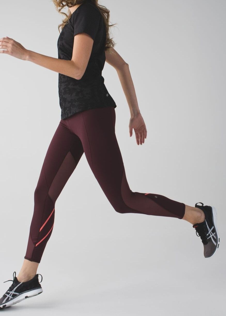 Lululemon Lululemon All Meshed Up 7/8 Tight Leggings Size 24" / US 00 / IT 34 - 2 Thumbnail