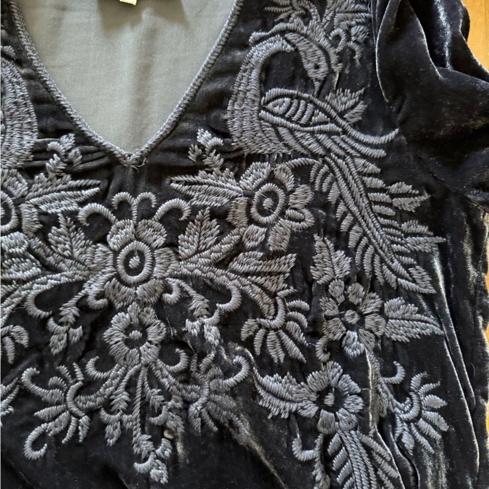 Other Johnny Was $255 Navy Kamala Velvet Embroidered Tunic, Size S Size S / US 4 / IT 40 - 11 Thumbnail