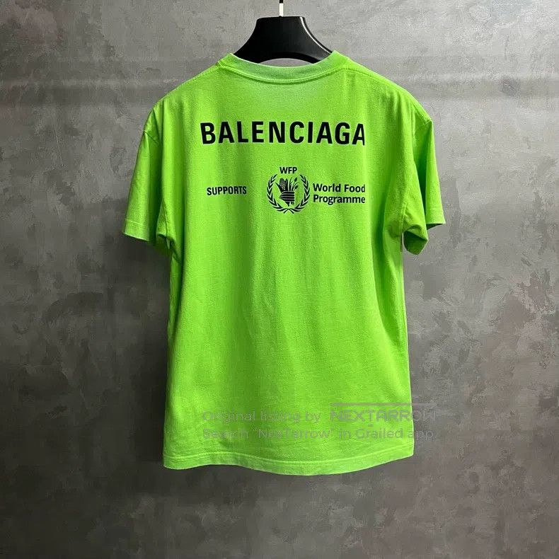 Balenciaga Balenciaga Neon Green Vintage Plain Cloth Medium Cut Short Size US S / EU 44-46 / 1 - 5 Thumbnail