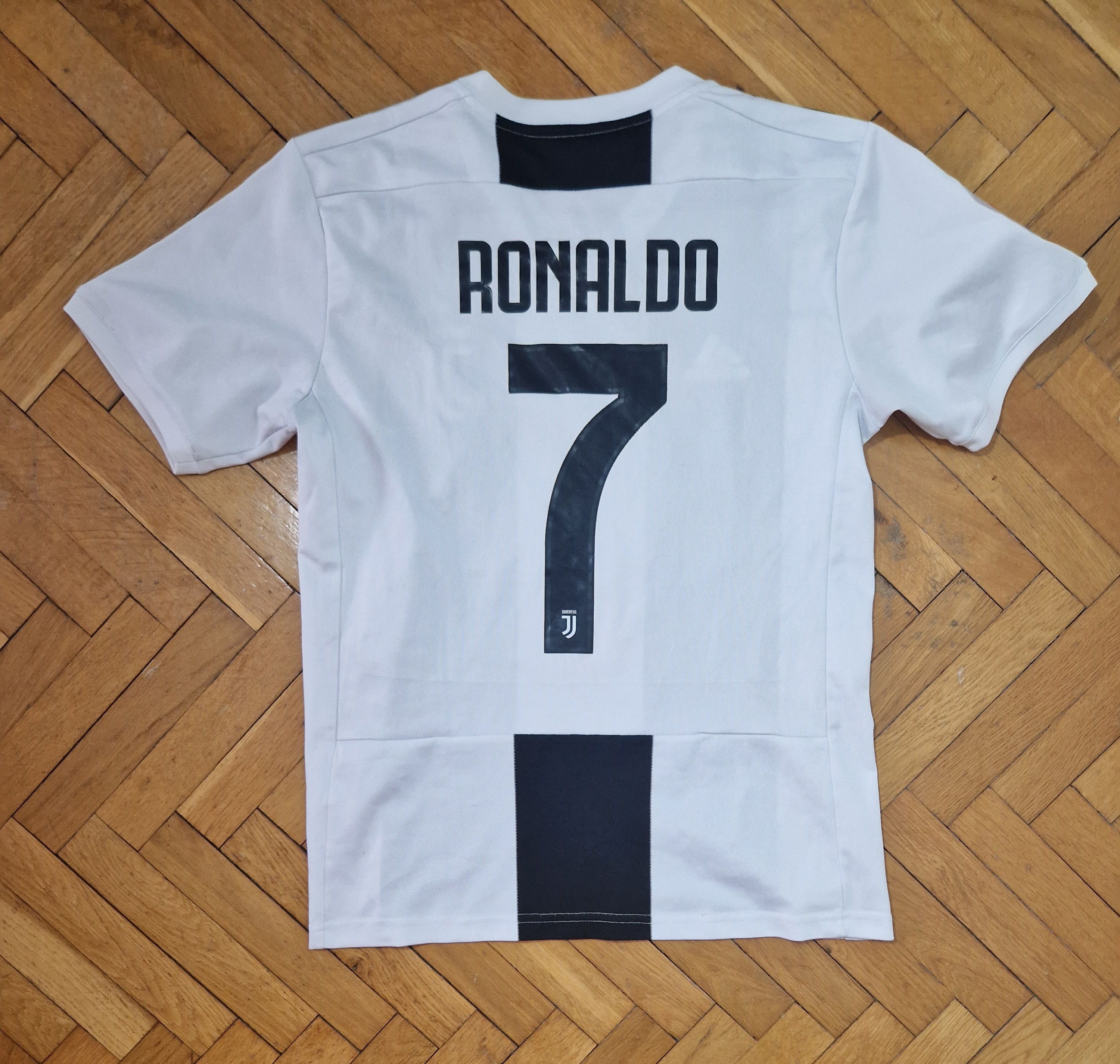Adidas Cristiano Ronaldo Juventus 2018/19 Home Champions League tee Size US S / EU 44-46 / 1 - 8 Thumbnail