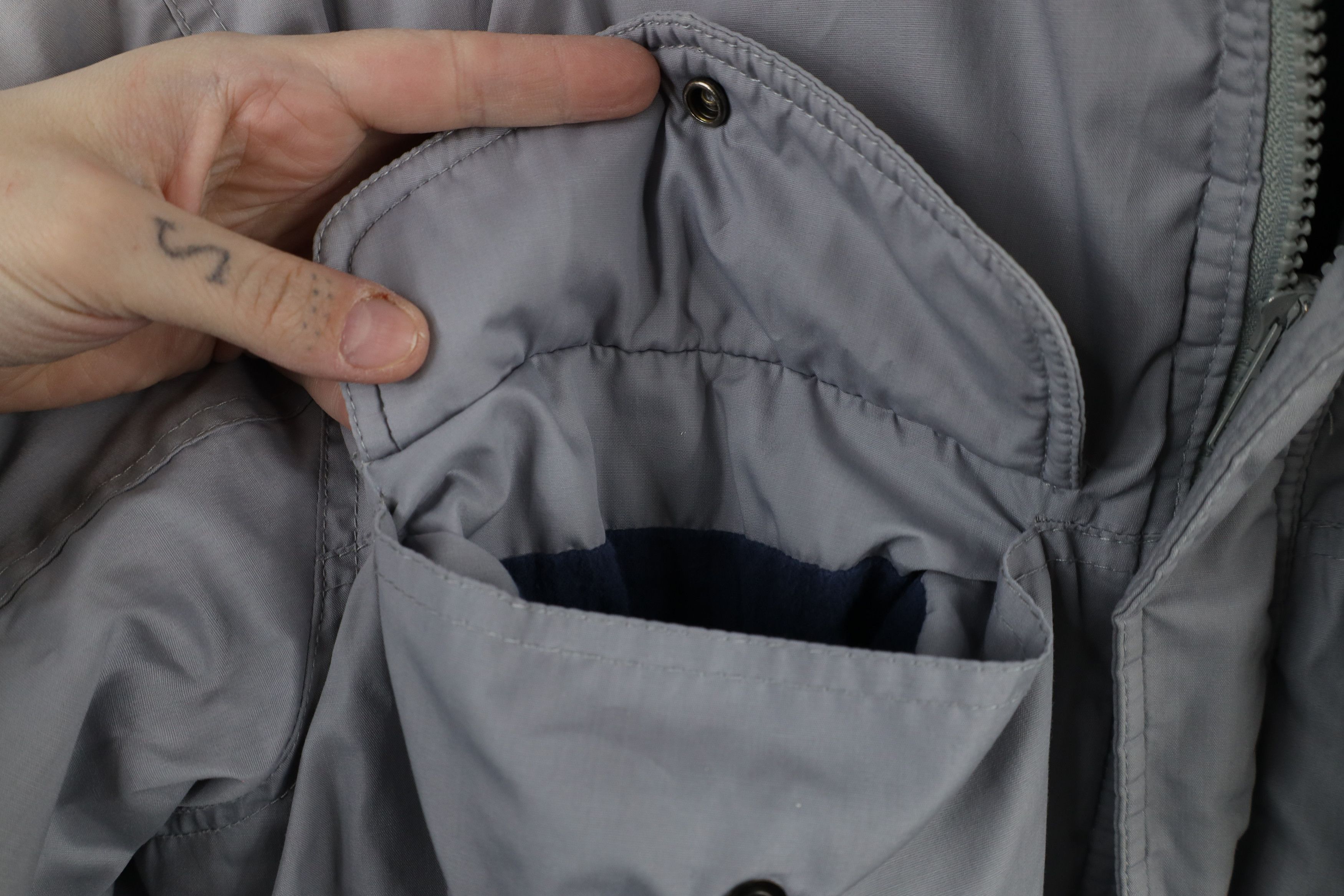 Vintage Vintage 90s Streetwear Cloth Lined Puffer Bomber Jacket Size US XL / EU 56 / 4 - 6 Thumbnail