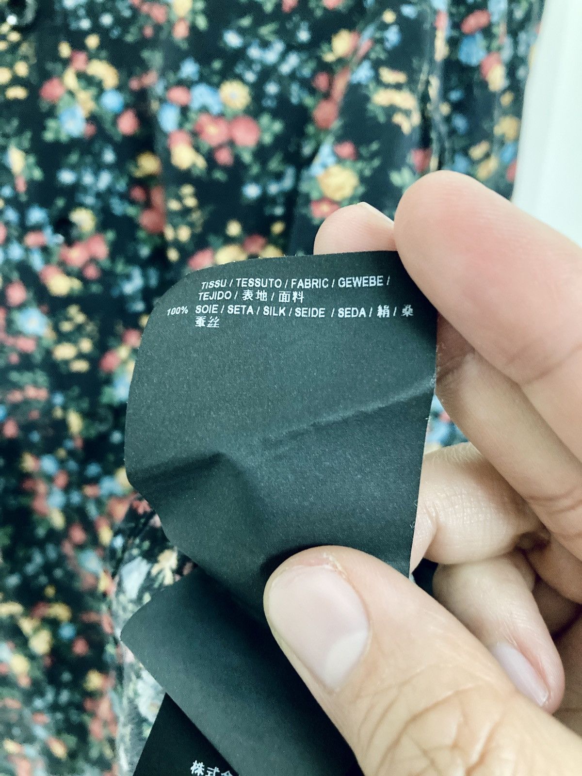 Saint Laurent Paris SAINT LAURENT PARIS BY HEDI SLIMANE 16AW FLORAL SILK SHIRT Size S / US 4 / IT 40 - 5 Thumbnail