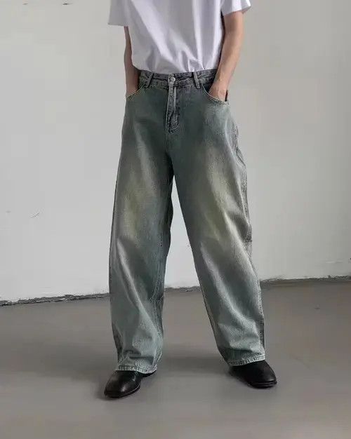 Jean Faded Wide Leg Jeans Size US 33 - 1 Thumbnail