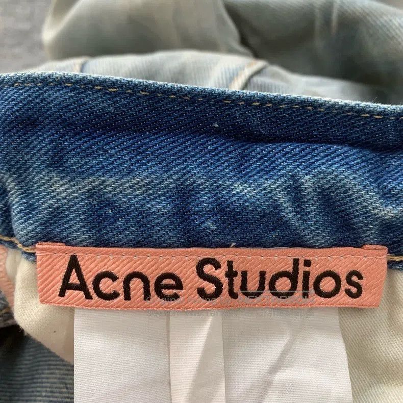 Acne Studios Acne Studios Whisker Mud-Dyed Distressed Leather Patch Log Size US 34 / EU 50 - 6 Thumbnail