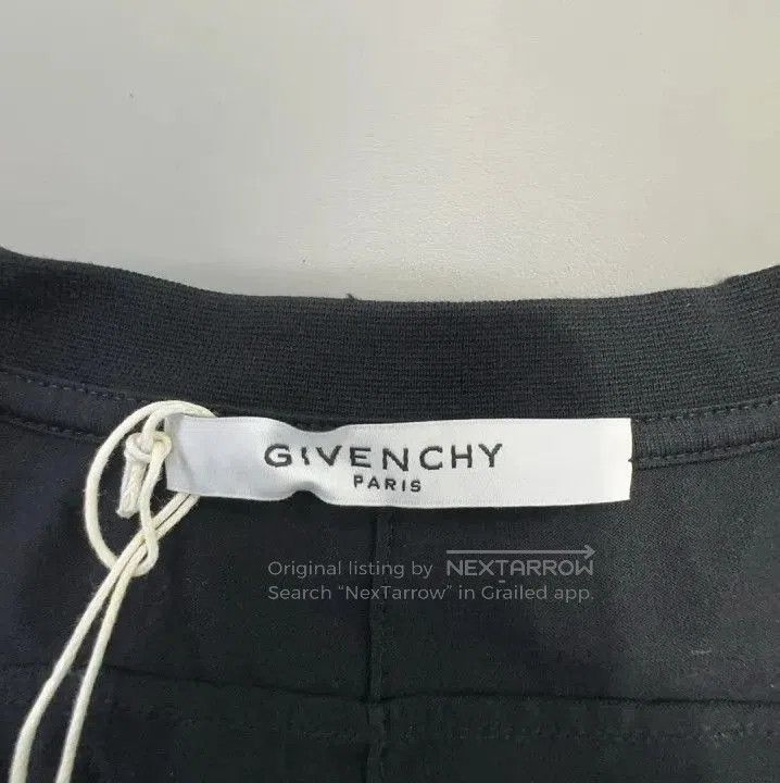 Givenchy Givenchy Round Neck Logo Print Casual T-Shirt. Size US L / EU 52-54 / 3 - 4 Thumbnail