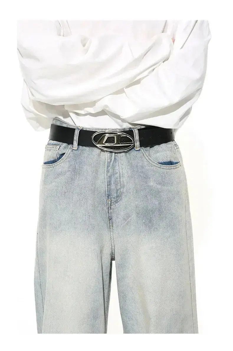 Japanese Brand Light style washed blue baggy jeans Size US 34 / EU 50 - 6 Thumbnail