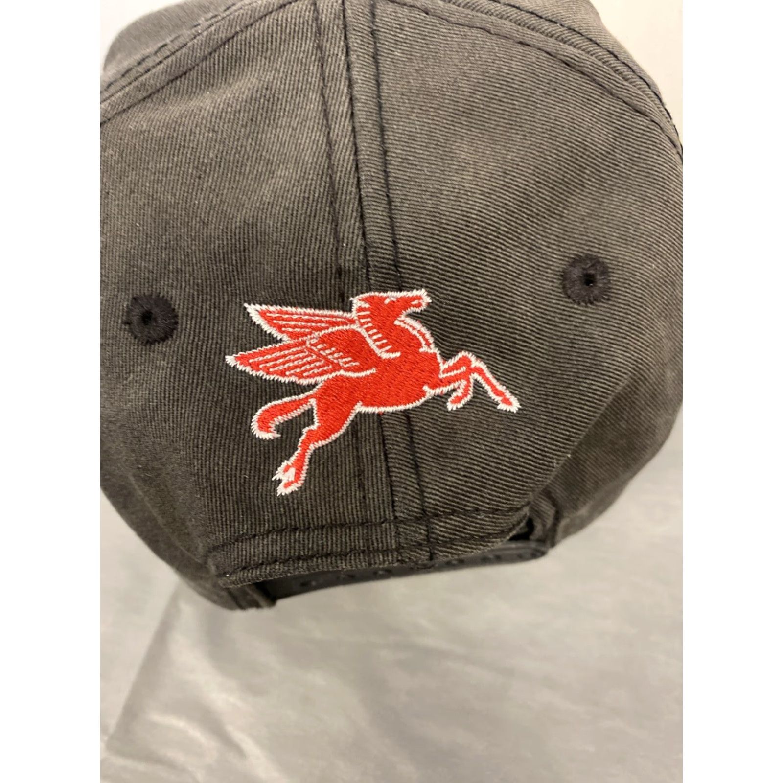 Vintage VINTAGE Mobil 1 Racing Snapback Hat Men Adjustable Charcoal Gray Pegasus Baseball Cap Size ONE SIZE - 4 Thumbnail