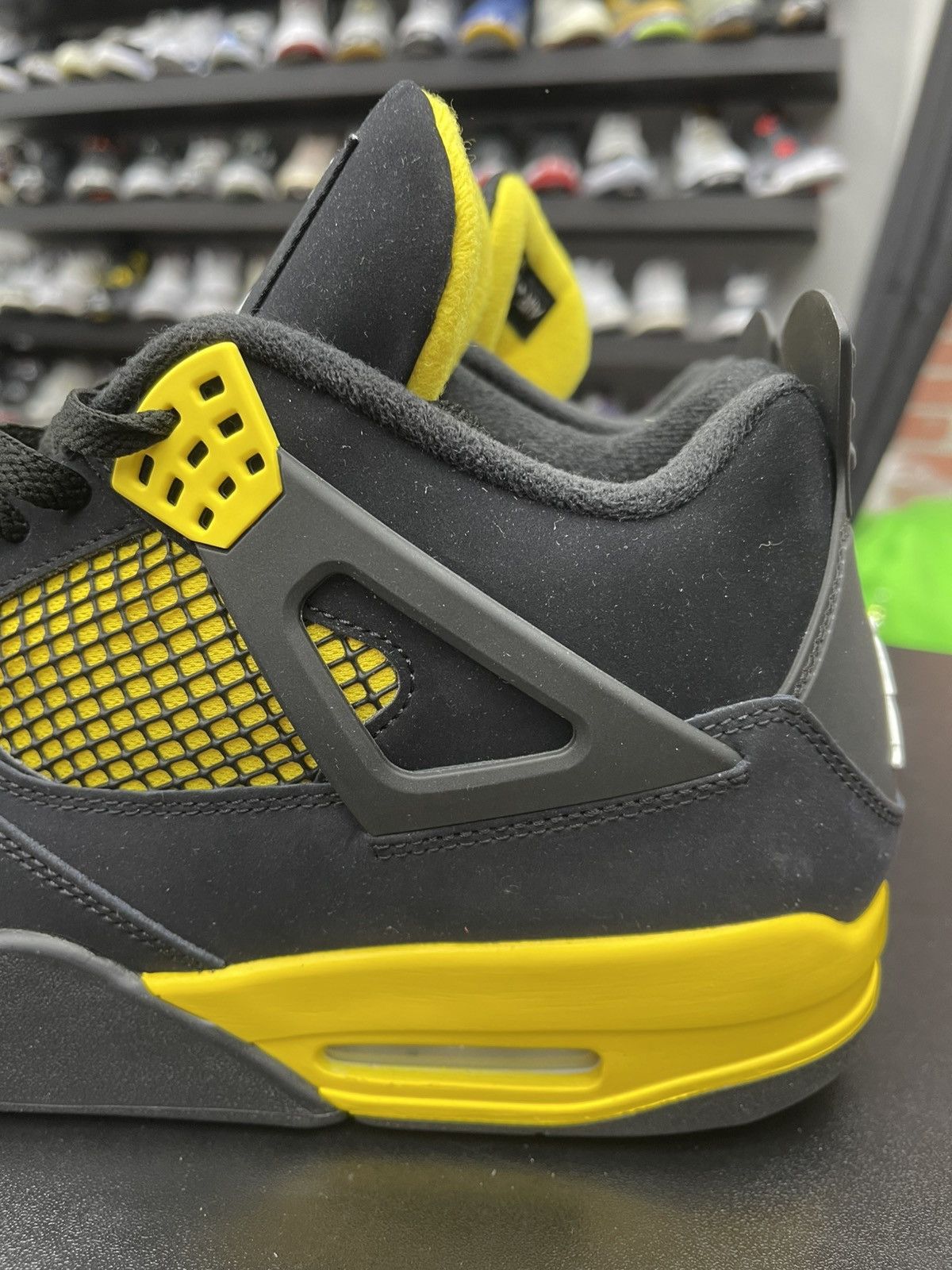 Jordan Brand Size 13 - Jordan 4 Retro Yellow Thunder Size US 13 / EU 46 - 5 Thumbnail