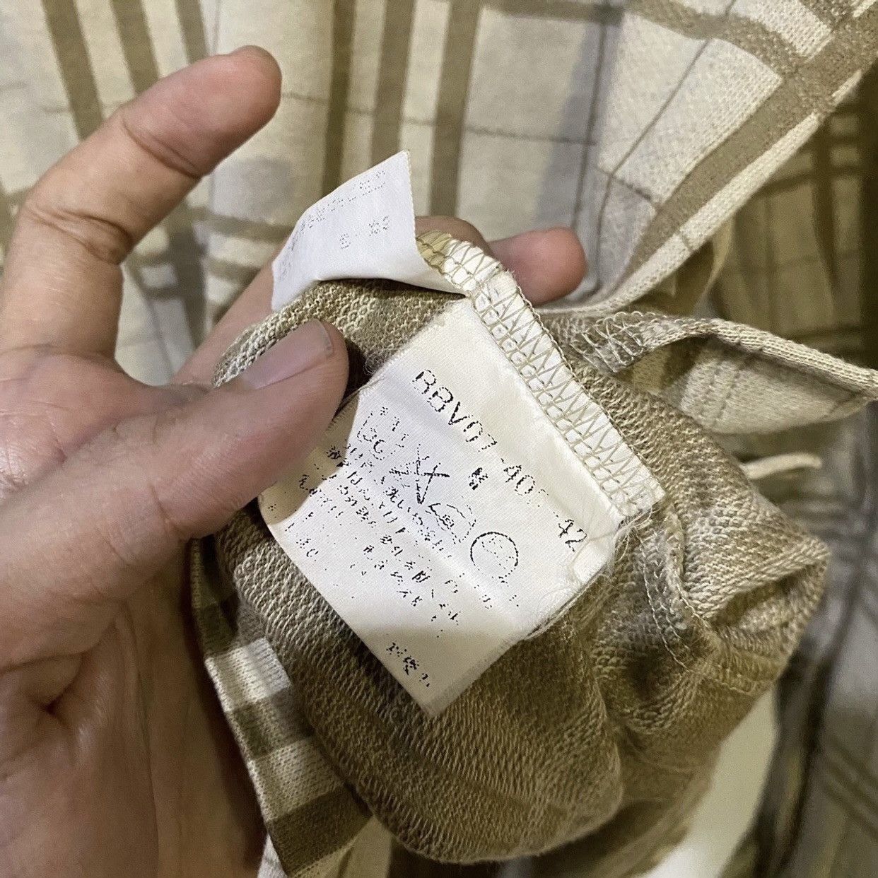 Burberry Burberry London Nova Checked Long Sleeve T-Shirt Size US M / EU 48-50 / 2 - 6 Thumbnail
