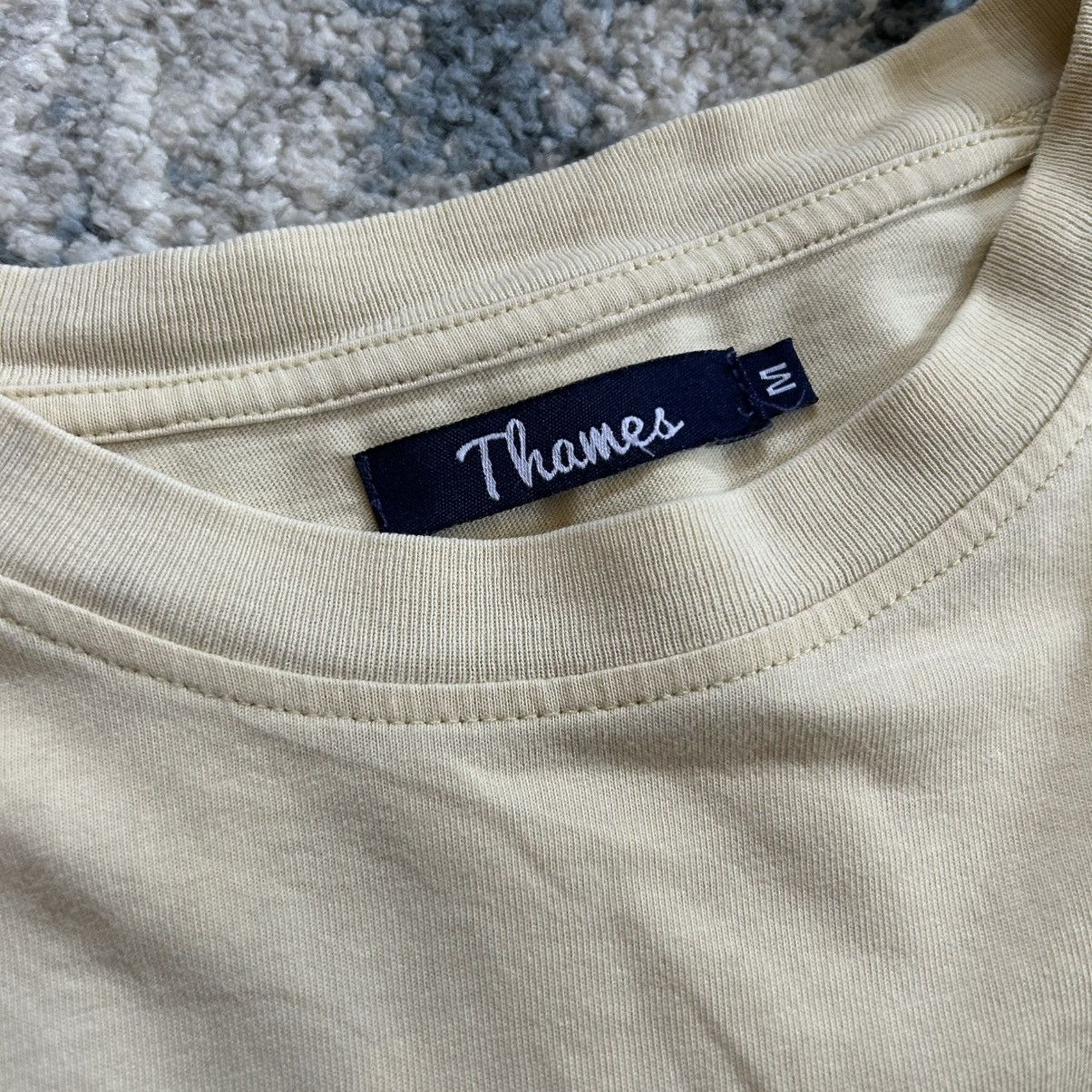 Thames THAMES LONDON OG CURSiVE LOGO TEE MUSTARD Blondey McCoy Size US M / EU 48-50 / 2 - 5 Thumbnail