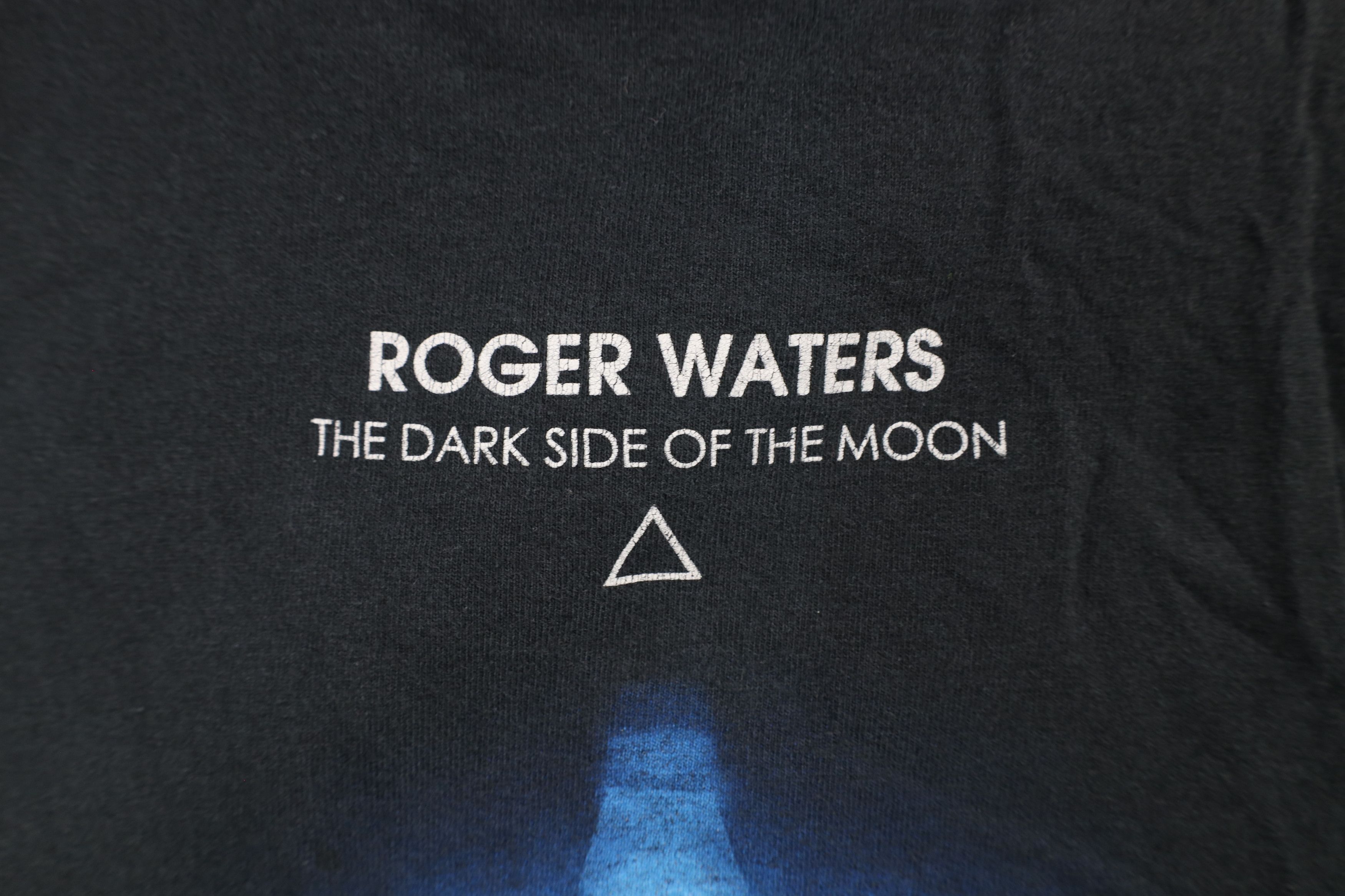 Vintage Vintage Y2K 2007 of the Moon Roger Waters Pink Floyd T-Shirt Size US M / EU 48-50 / 2 - 5 Thumbnail