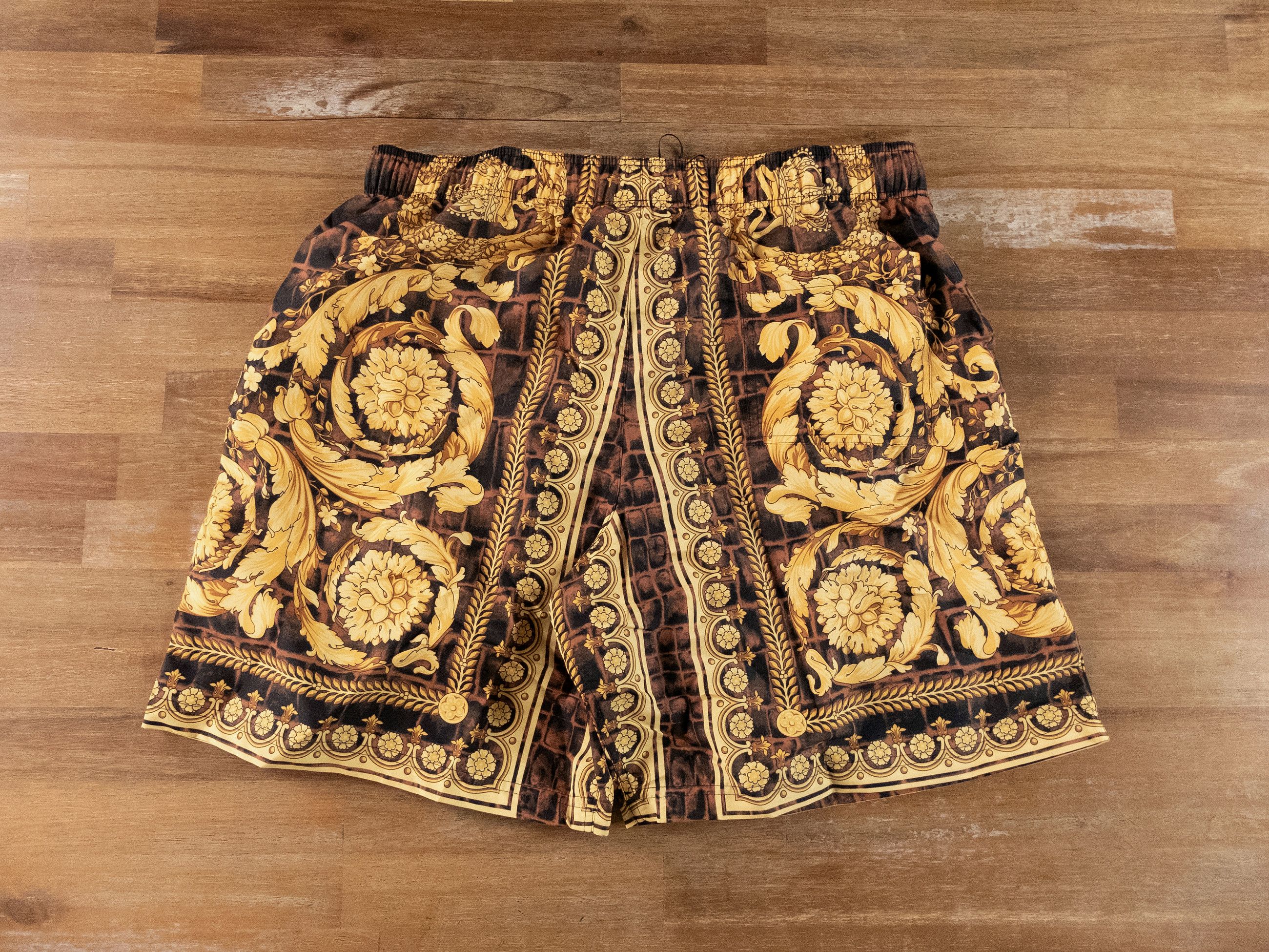 Versace VERSACE barocco baroque print swim shorts 4 Medium trunks Size US 32 / EU 48 - 9 Thumbnail