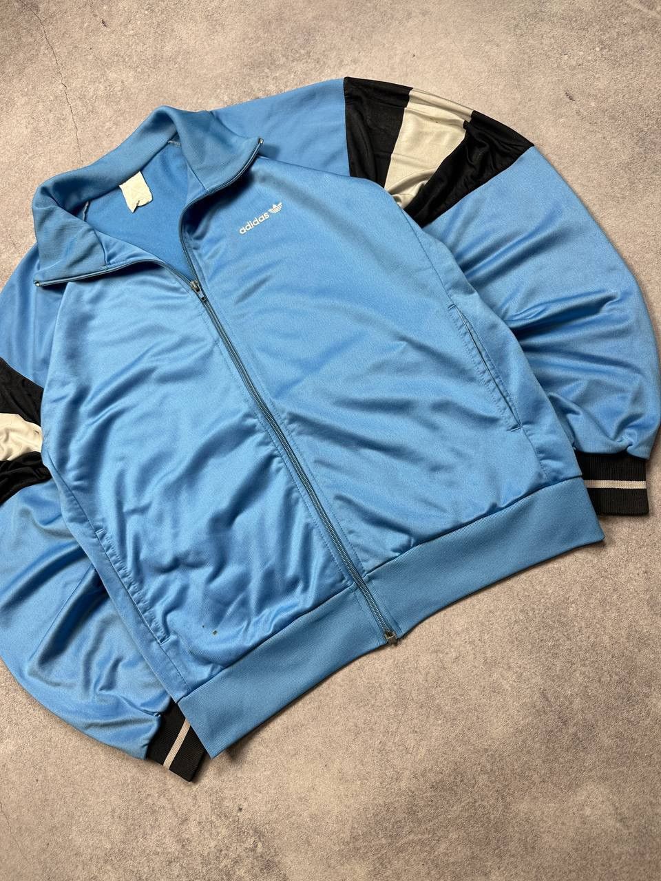 Adidas Vintage Adidas Track Jacket, Size L – Classic 90s Sportswear Size US L / EU 52-54 / 3 - 3 Thumbnail
