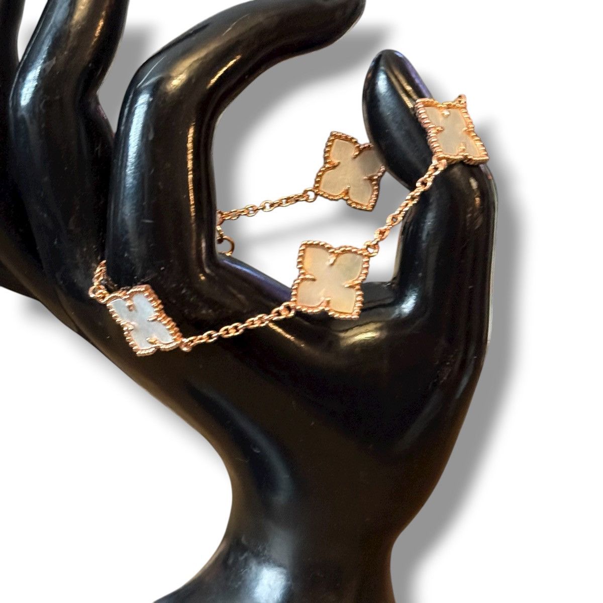Other Rose gold station mother of pearl inlay clover bracelet Size ONE SIZE - 2 Thumbnail