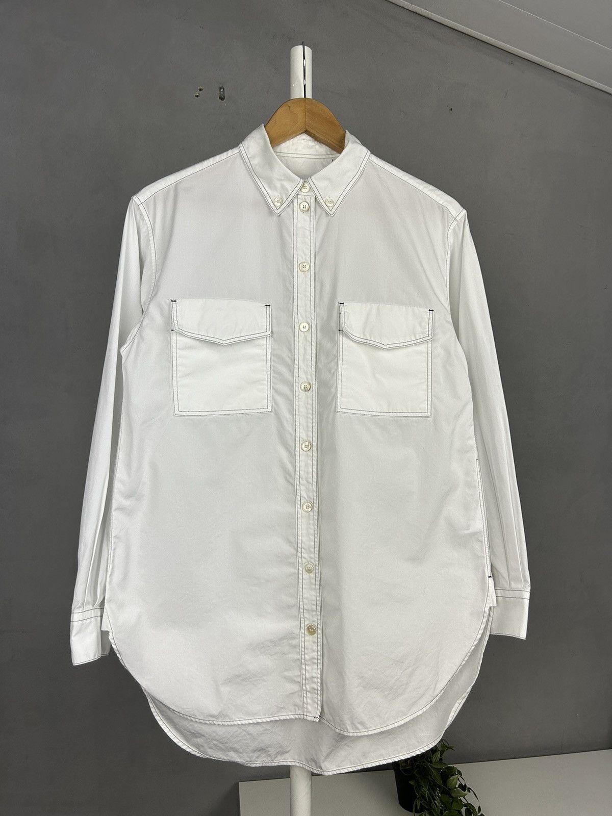 Burberry Burberry White Button Down Shirt Contrast Stitch Logo Tape Size XS / US 0-2 / IT 36-38 - 3 Thumbnail