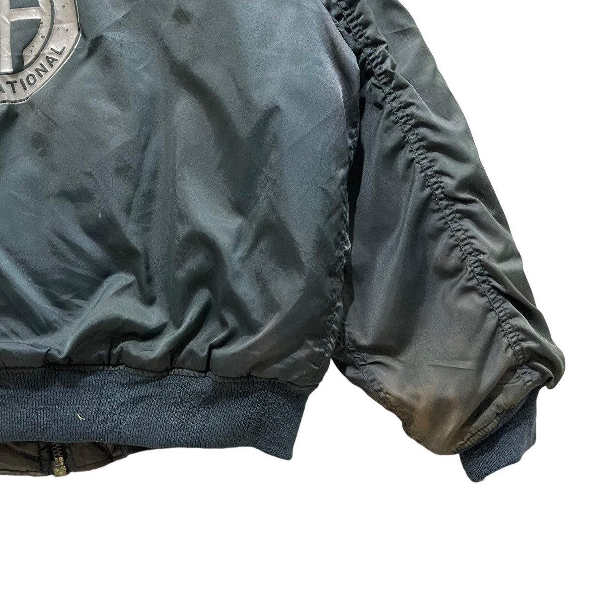 Bullhead Denim Co. × Vintage Vintage 1994 MA-1 BULLHEAD Zipper Bomber Jacket Size US L / EU 52-54 / 3 - 10 Thumbnail