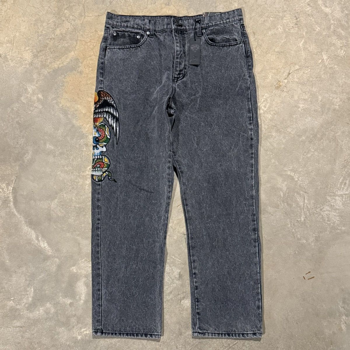 Ed Hardy Brand New Ed Hardy Spellout Skull Tattoo Faded Baggy Jeans Size US 36 / EU 52 - 7 Thumbnail