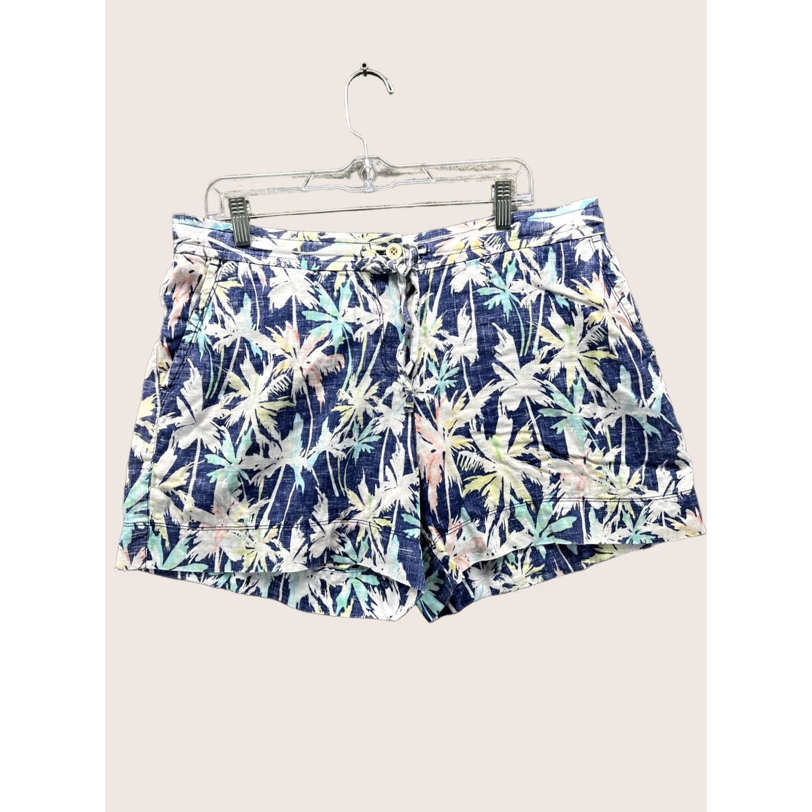Tommy Bahama Tommy Bahama Shorts Womens Medium Blue Linen Chino Tropical 4 Inseam Casual Size 32" / US 10 / IT 46 - 1 Thumbnail