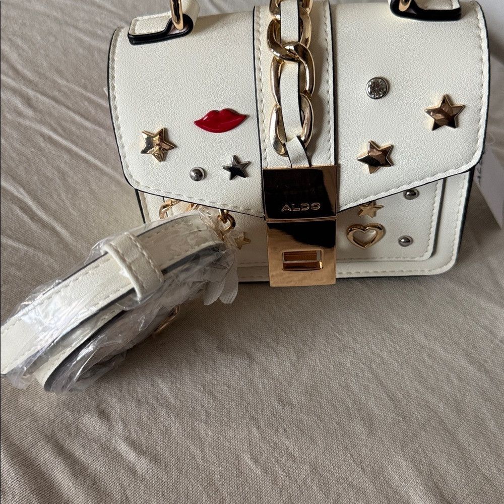 Aldo Aldo Alobrennan off white studded twist lock clasp handle/s Size ONE SIZE - 6 Thumbnail