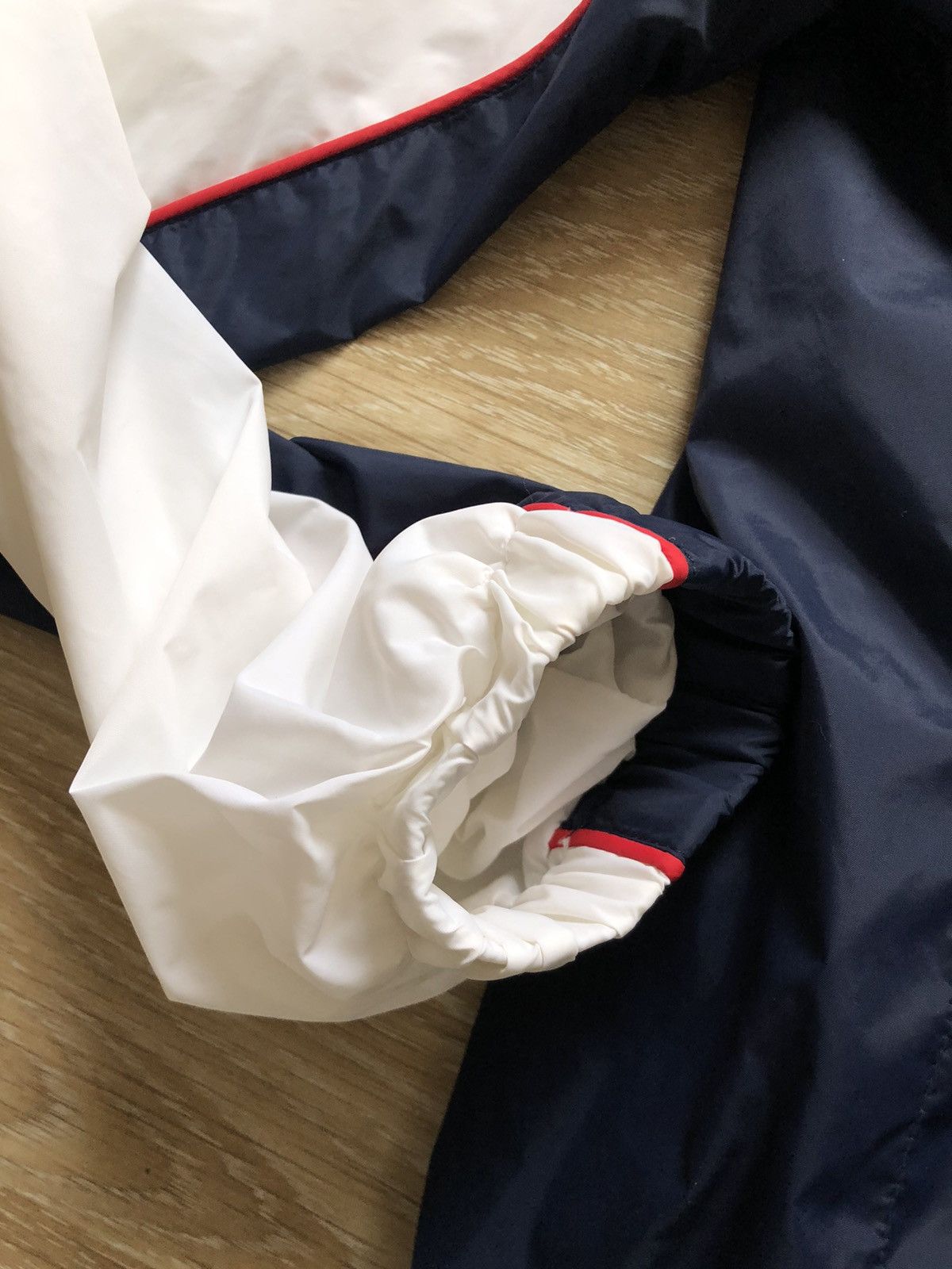 Drake × Grailed × October's Very Own October Very Own windbreaker Size US M / EU 48-50 / 2 - 9 Thumbnail