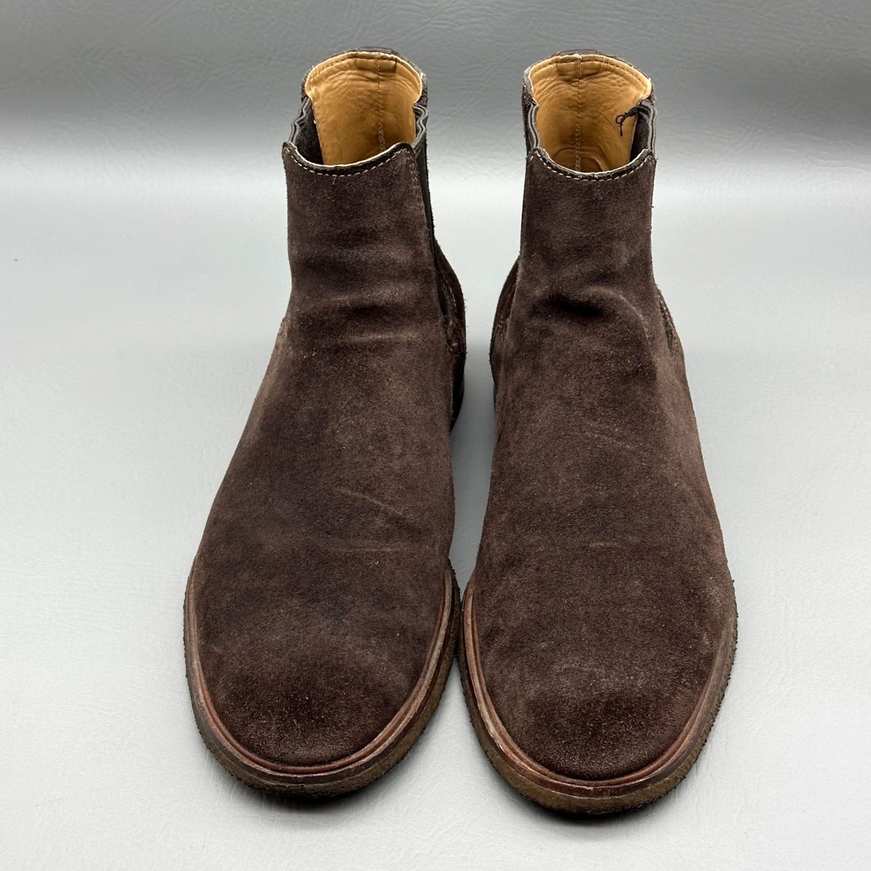 Clarks Clarks Clarkdale Gobi Chelsea Boots Mens 10 M Brown Suede Slip On Ankle Casual Boots Size US 9 / EU 42 - 7 Thumbnail