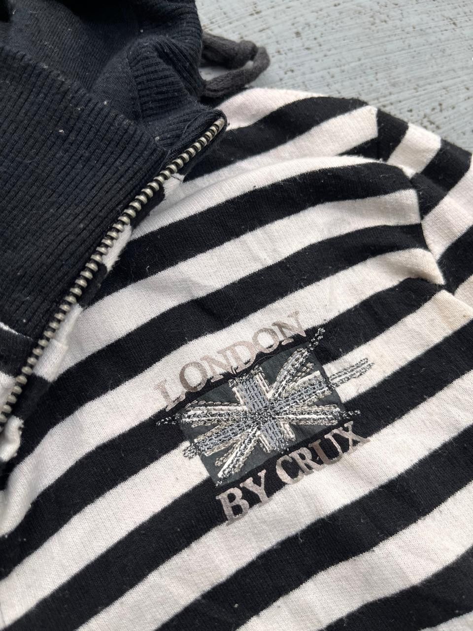 Japanese Brand Japanese Y2k Punk Crux Hoodie Striped LGB Size US S / EU 44-46 / 1 - 2 Thumbnail