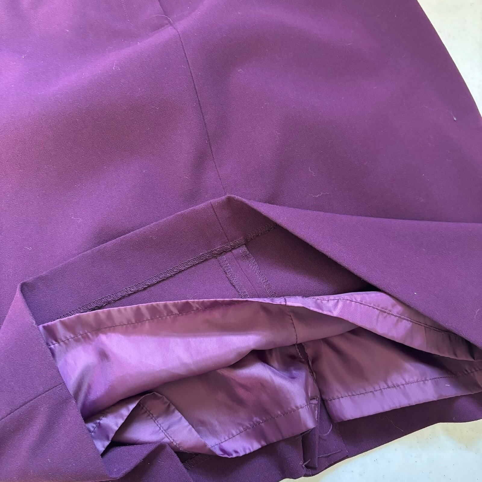 Calvin Klein Calvin Klein Womens Skirt Size 6P Purple Pencil Office Wor Size 28" / US 6 / IT 42 - 3 Thumbnail