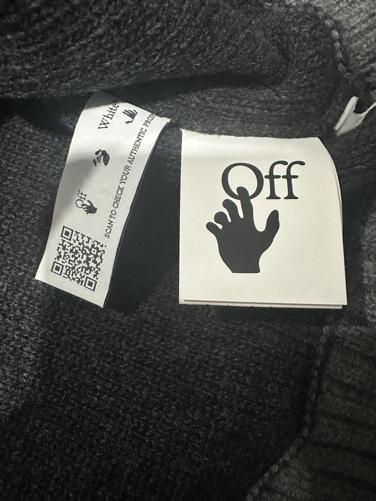 Off-White OFF-WHITE COLOUR BLOCK KNITTED CREWNECK SWEATER BLACK Size US XL / EU 56 / 4 - 4 Thumbnail