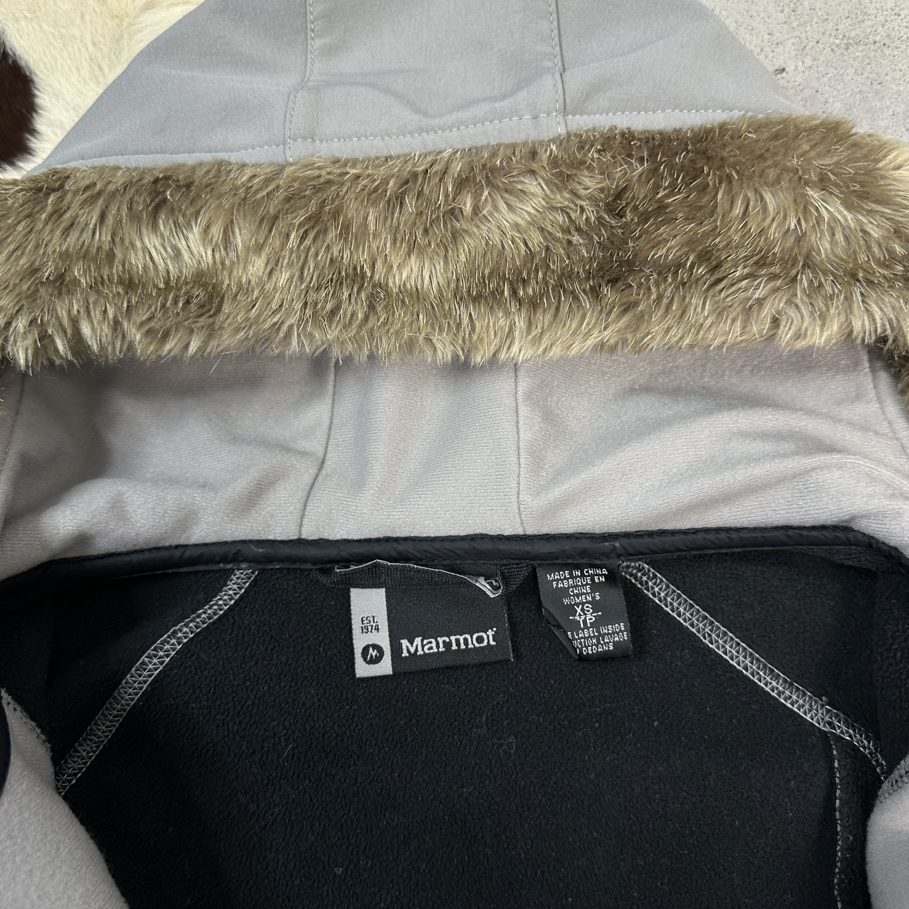 Marmot × Vintage Vintage Streetwear Faux Fur Y2K Casual Marmot Jacket Size XS / US 0-2 / IT 36-38 - 4 Thumbnail