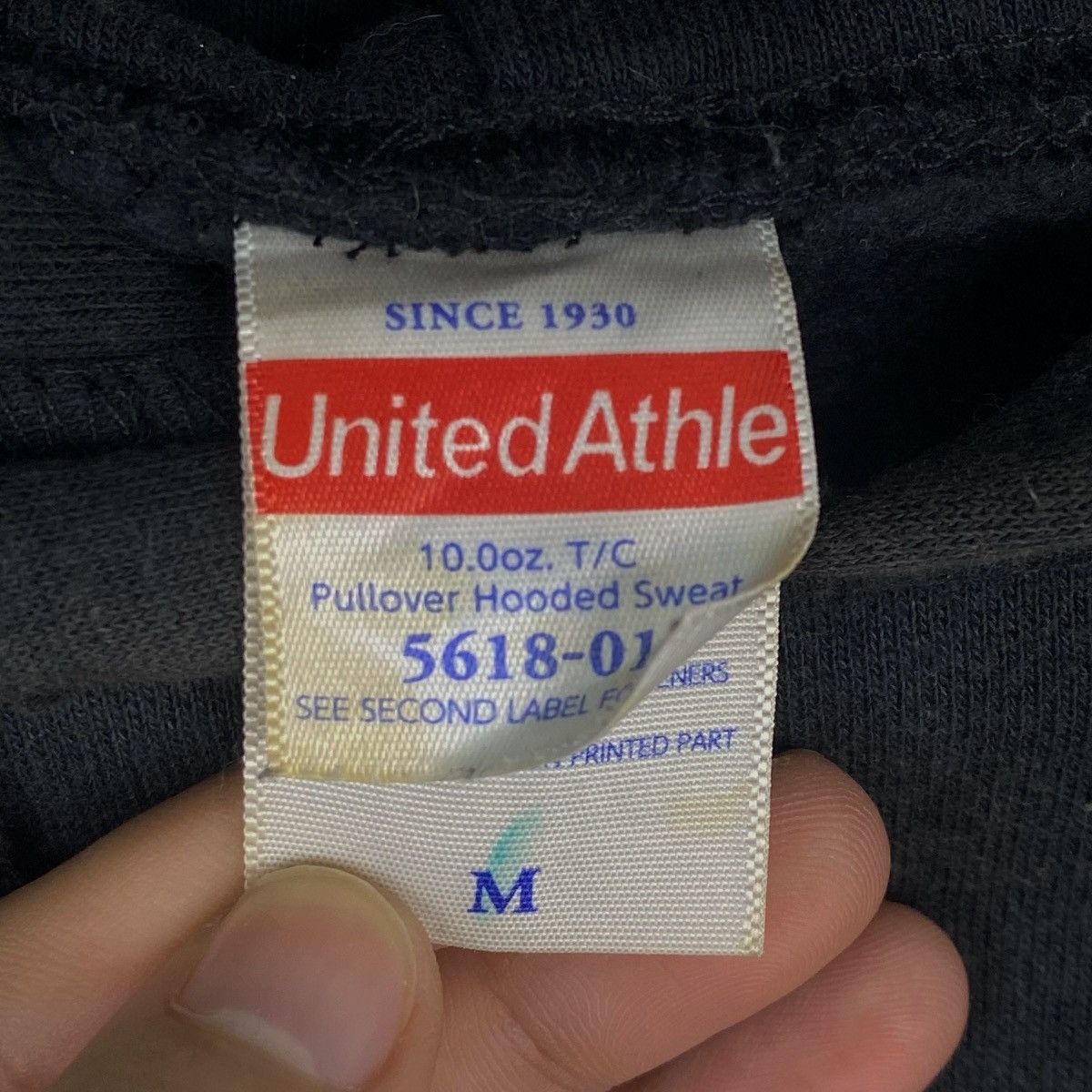 Other Vintage United Athletic Hoodie Big Printed Ful Jumper Size M Size US M / EU 48-50 / 2 - 7 Thumbnail