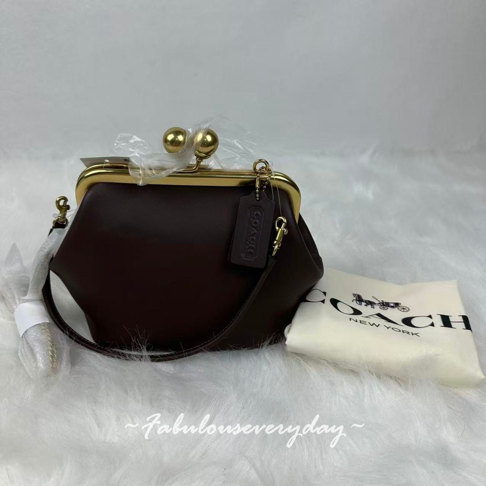 Coach Coach Kisslock Frame Bag 16 Crossbody Leather/Maple CCY28 Size ONE SIZE - 3 Thumbnail