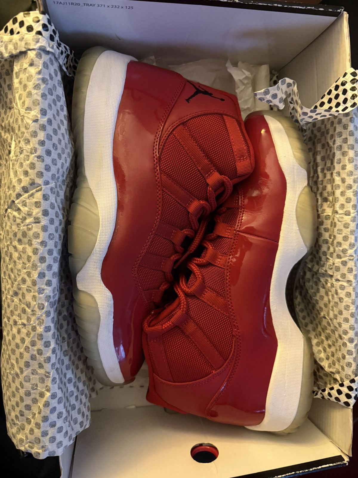 Jordan Brand Retro Jordan 11 gym red Size US 10.5 / EU 43-44 - 1 Thumbnail