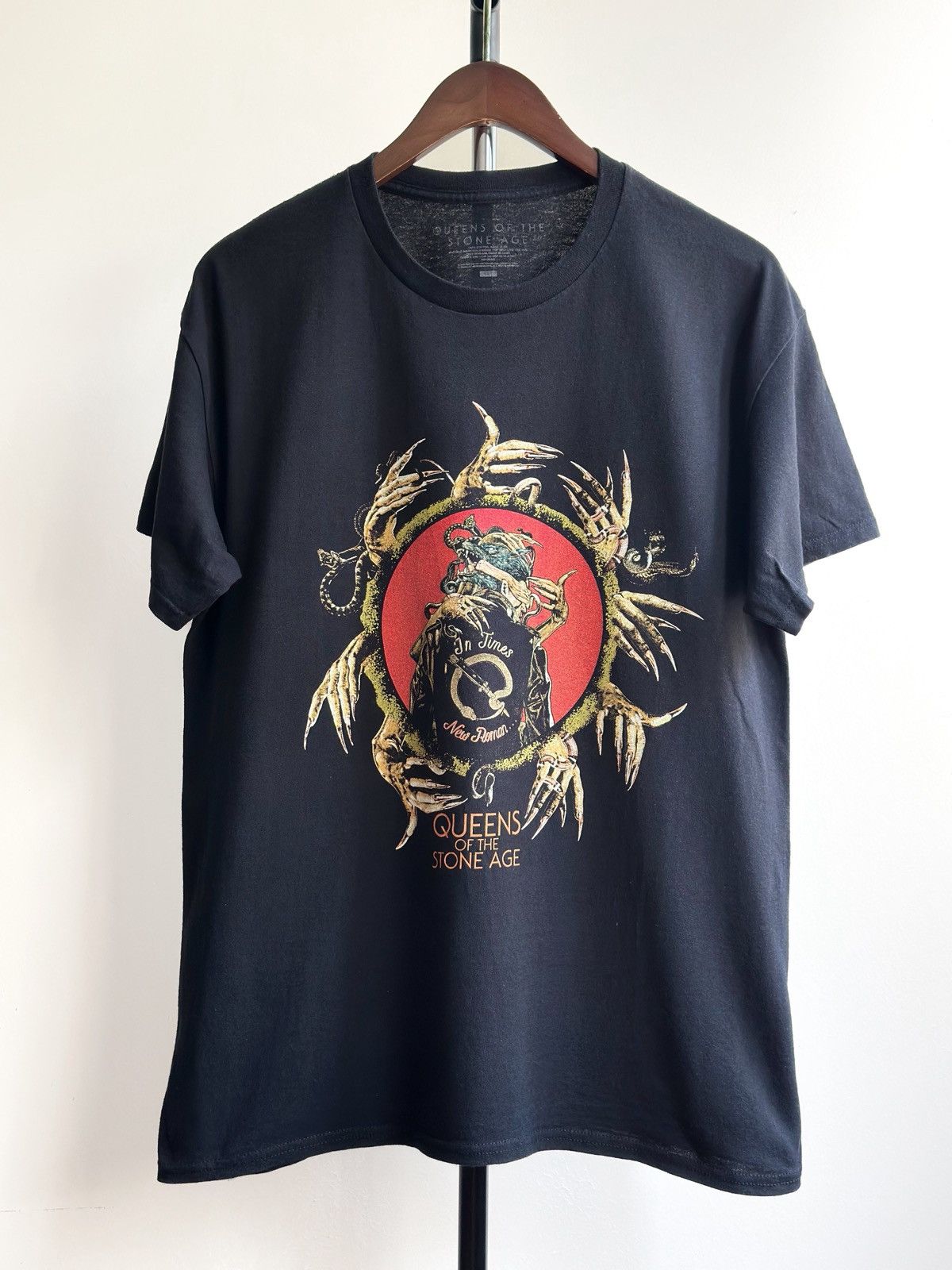 Band Tees QUEENS OF THE STONE AGE BAND PROMO TEE Size US L / EU 52-54 / 3 - 1 Thumbnail