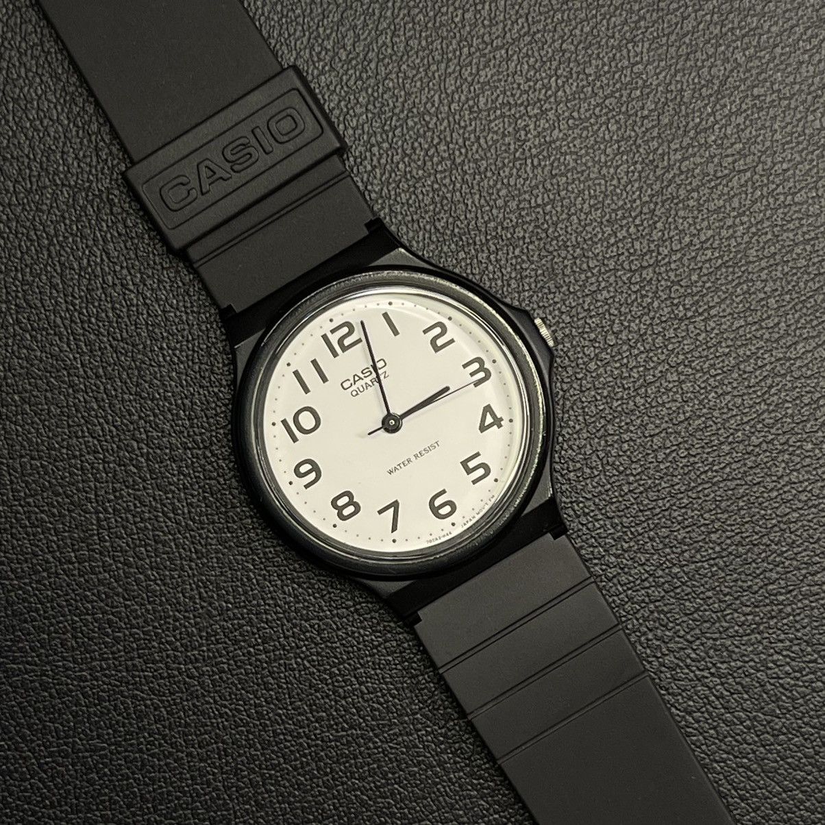 Casio × Japanese Brand Minimalist Classic Retro Casio Black Watch – Streetwear Y2K Size ONE SIZE - 1 Thumbnail