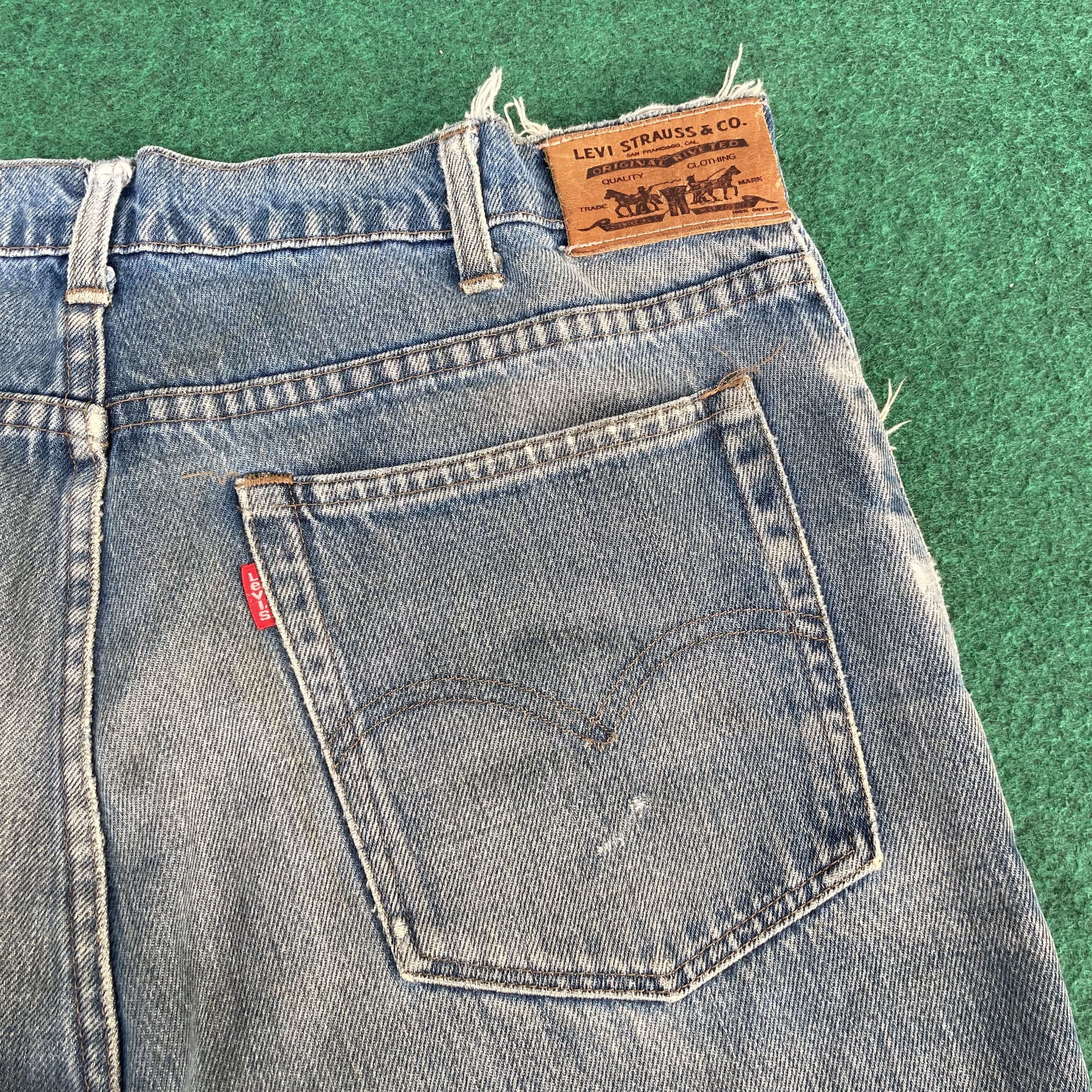 Levi's × Vintage Vtg Levis Short Distressed Jorts Ripped Punk Grunge Jeans Size US 32 / EU 48 - 13 Thumbnail