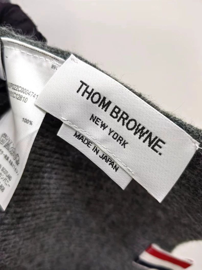 Thom Browne Thom browne Gray four-striped cashmere scarf 2504-Nextarrow Size ONE SIZE - 4 Thumbnail