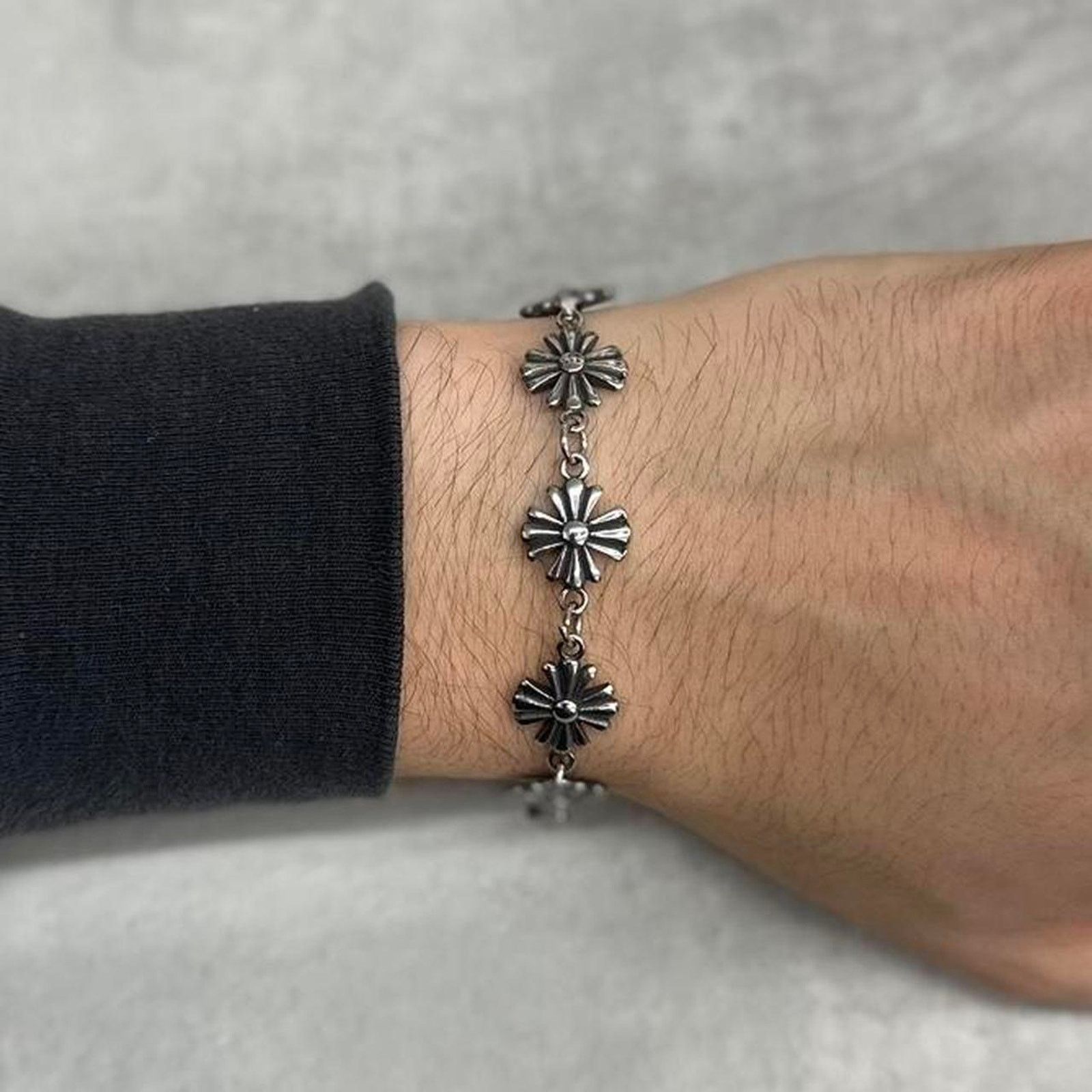 Other Chrome clover charm WMNS2 Size ONE SIZE - 1 Thumbnail