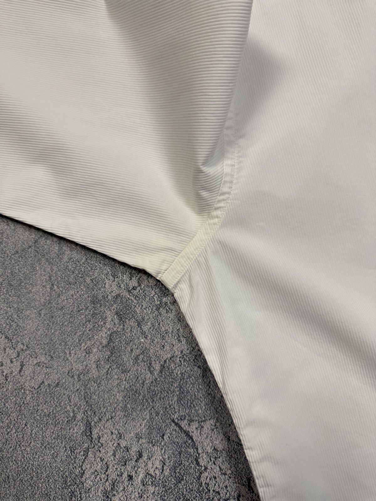 Prada Prada White Shirt Size 42 Size US L / EU 52-54 / 3 - 12 Thumbnail