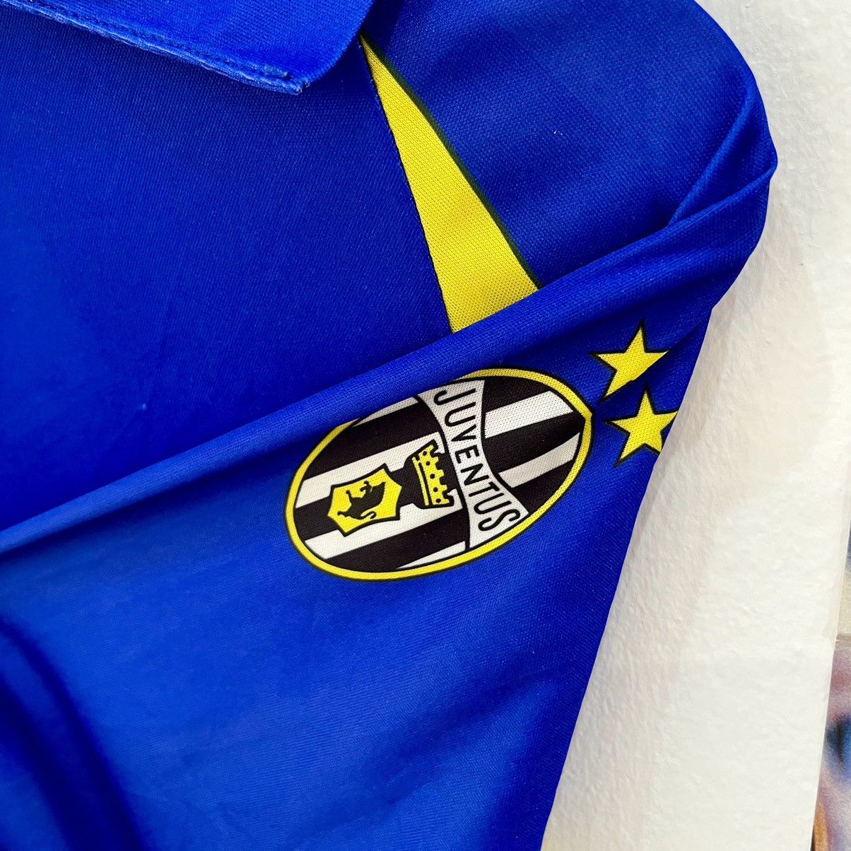 Kappa × Vintage Vintage Juventus 1998-99 Third Kappa Long Sleeve Jersey Size US M / EU 48-50 / 2 - 3 Thumbnail