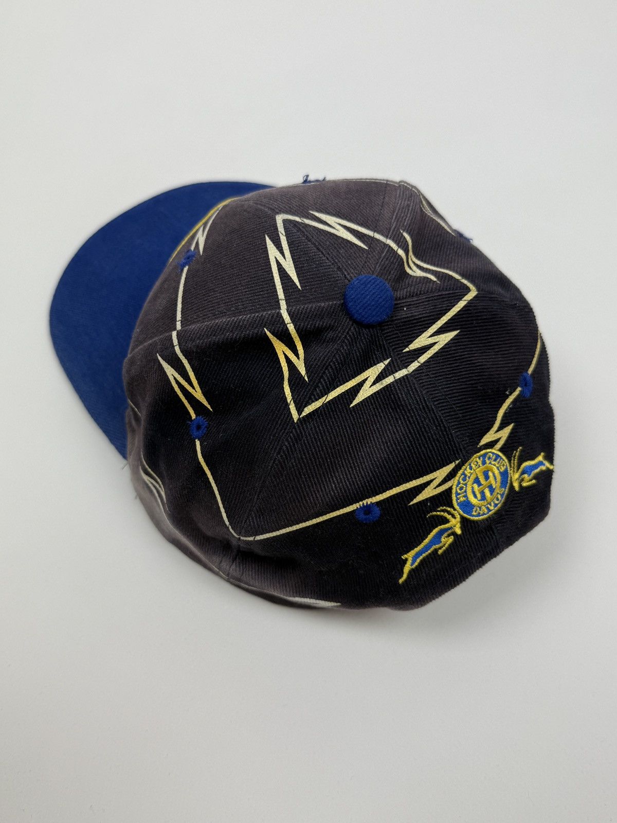 Vintage 1990s Vintage Faded Hockey Club Davos Shockwave Snapback Hat Size ONE SIZE - 8 Thumbnail